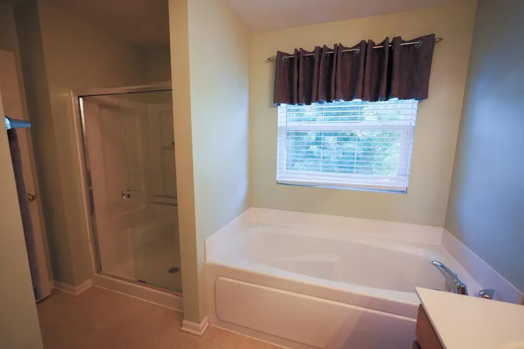 25133 West Gates Lane Plainfield IL 60585