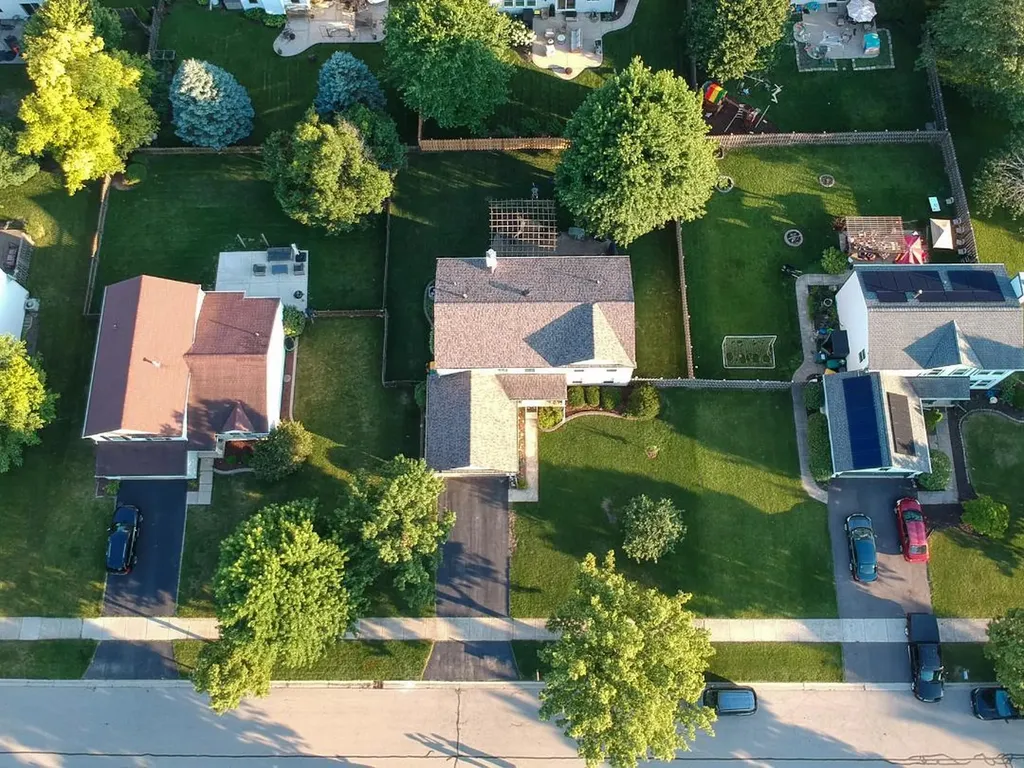 25133 West Gates Lane Plainfield IL 60585