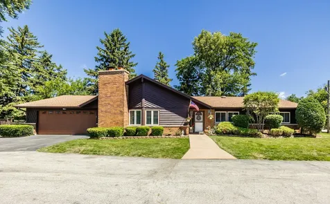 1312 North River Road Mount Prospect IL 60056