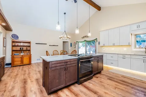 1312 North River Road Mount Prospect IL 60056