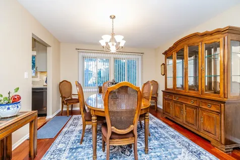 1312 North River Road Mount Prospect IL 60056
