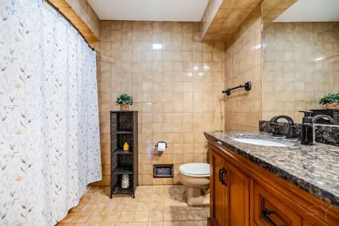 1312 North River Road Mount Prospect IL 60056