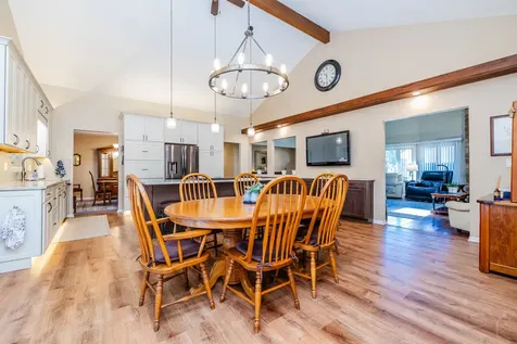 1312 North River Road Mount Prospect IL 60056