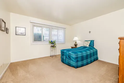 1312 North River Road Mount Prospect IL 60056