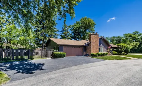 1312 North River Road Mount Prospect IL 60056
