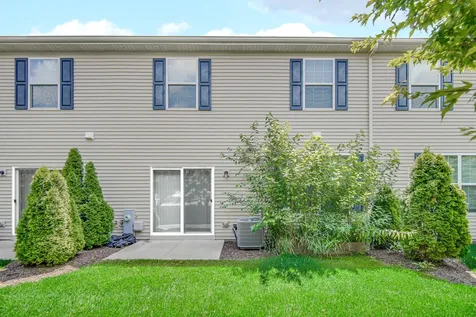 1115 Goldfinch Avenue Yorkville IL 60560