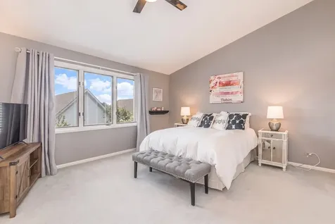 909 West Essex Place Arlington Heights IL 60004