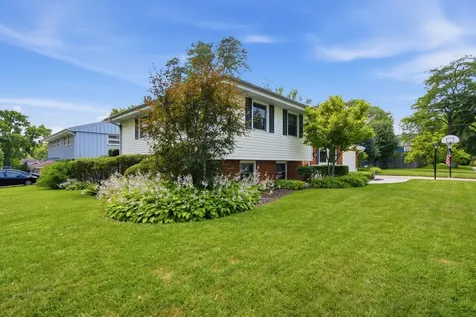 1125 61ST Street Downers Grove IL 60516