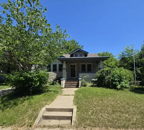 534 Saint Louis Avenue Rockford IL 61104