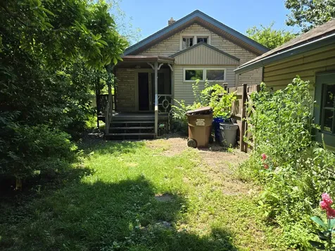 534 Saint Louis Avenue Rockford IL 61104