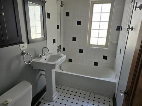 534 Saint Louis Avenue Rockford IL 61104