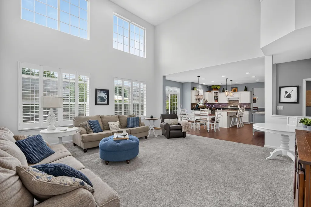 10761 Allegheny Pass Huntley IL 60142