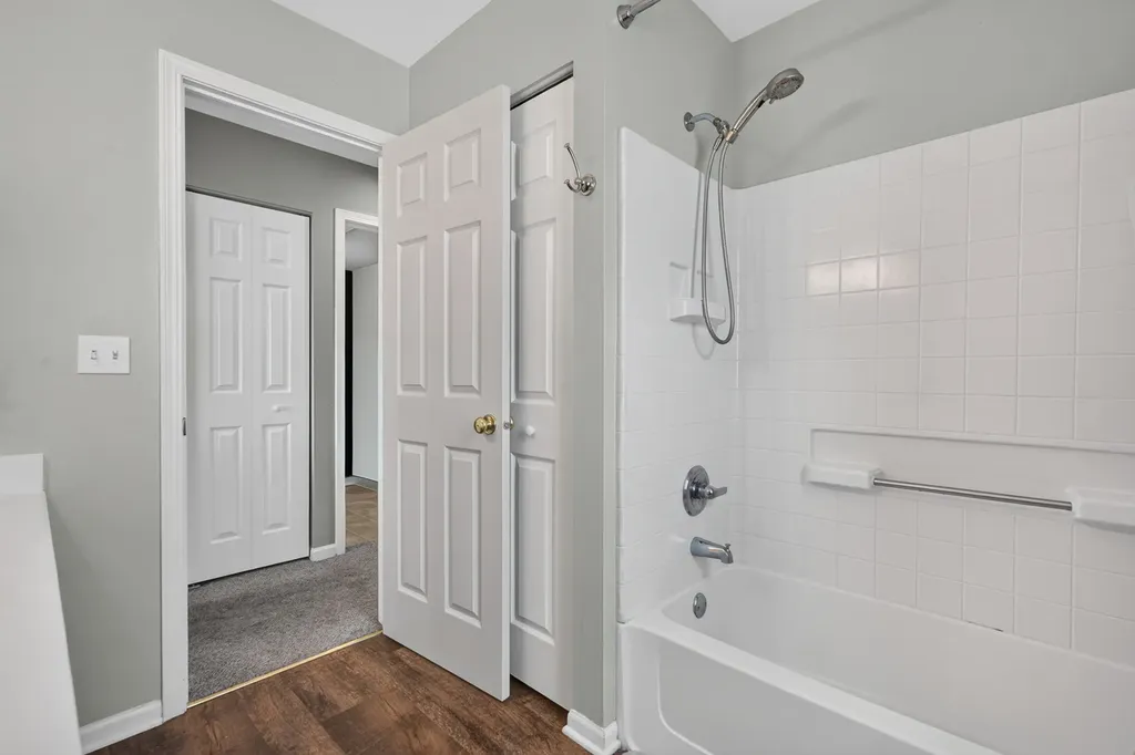 10761 Allegheny Pass Huntley IL 60142