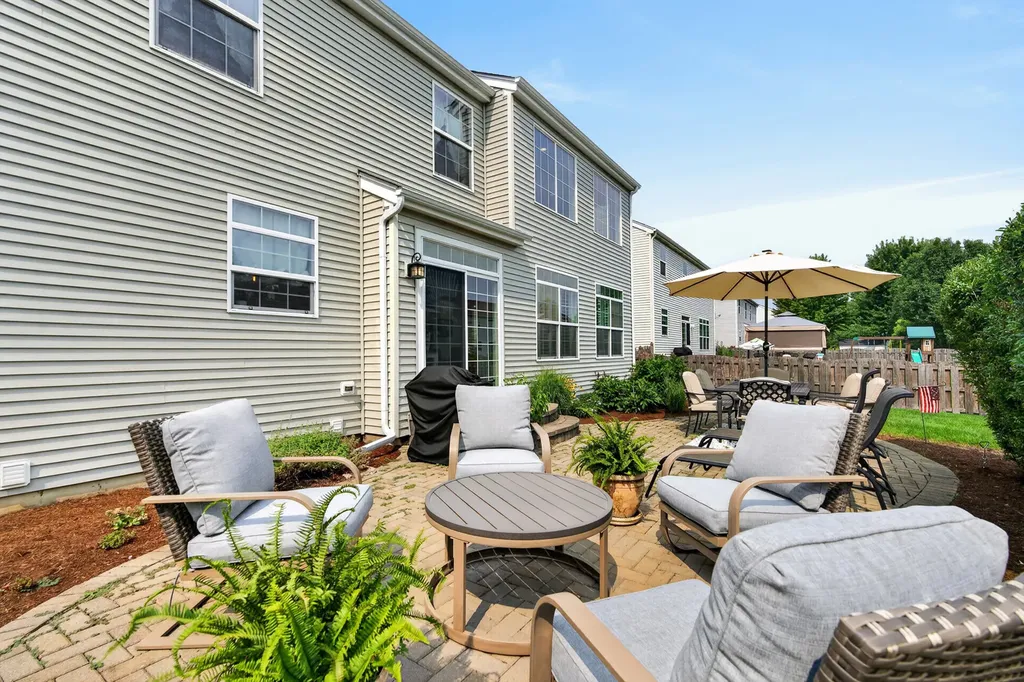 10761 Allegheny Pass Huntley IL 60142