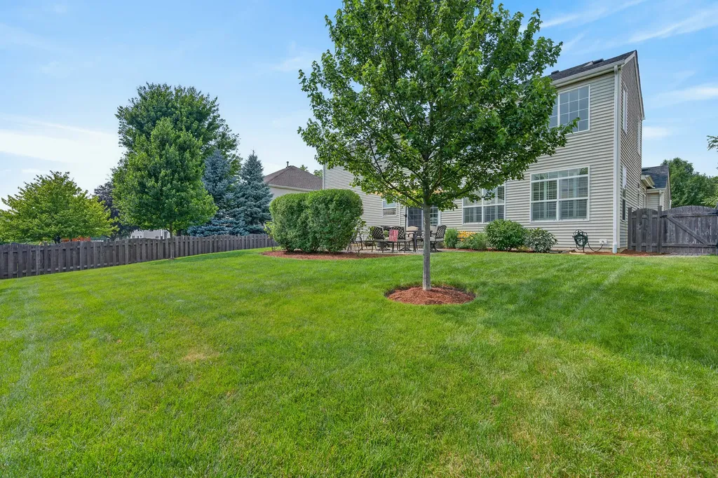 10761 Allegheny Pass Huntley IL 60142