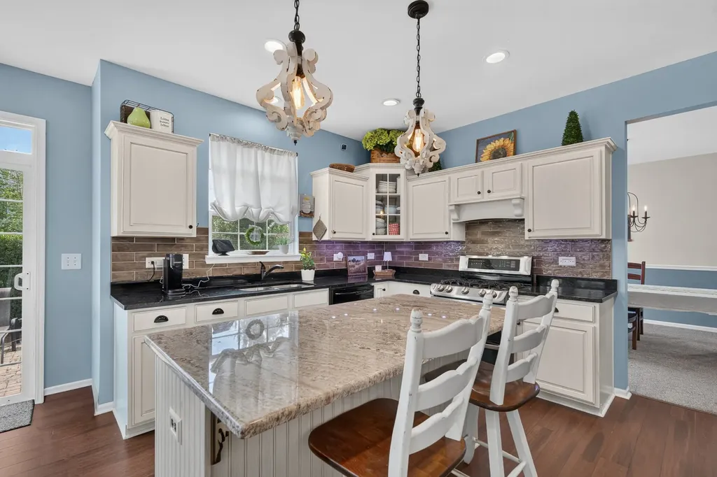 10761 Allegheny Pass Huntley IL 60142