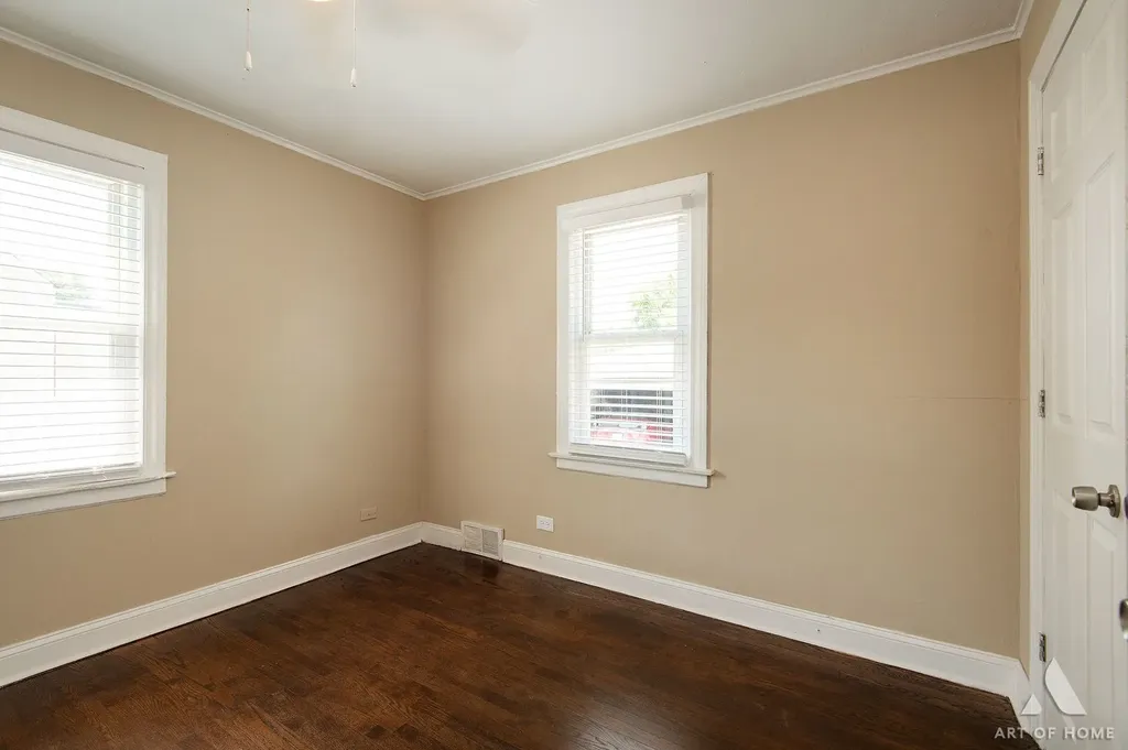 506 North Douglas Avenue Villa Park IL 60181