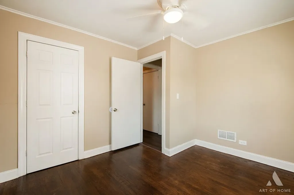 506 North Douglas Avenue Villa Park IL 60181