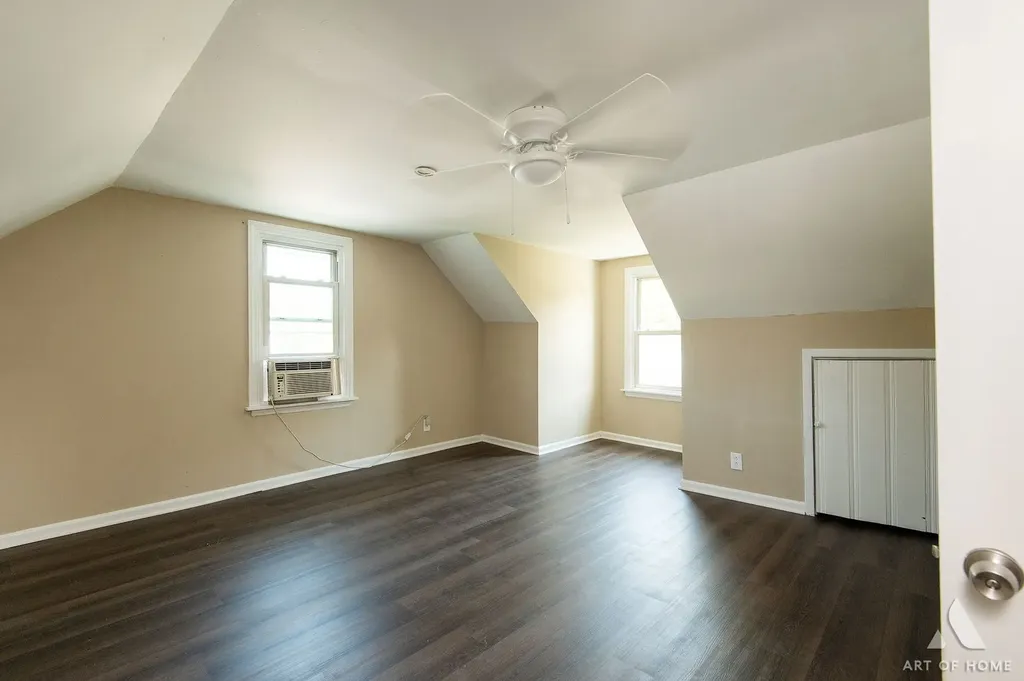 506 North Douglas Avenue Villa Park IL 60181