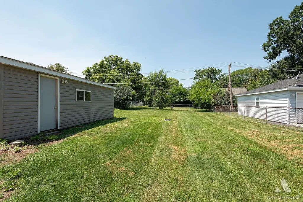 506 North Douglas Avenue Villa Park IL 60181