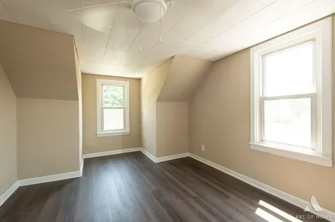 506 North Douglas Avenue Villa Park IL 60181