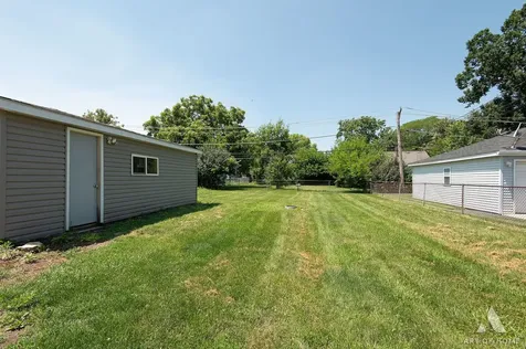 506 North Douglas Avenue Villa Park IL 60181