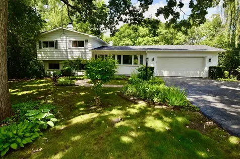 26890 North Longwood Road Lake Forest IL 60045