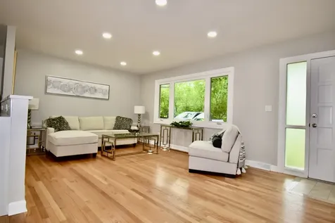 26890 North Longwood Road Lake Forest IL 60045