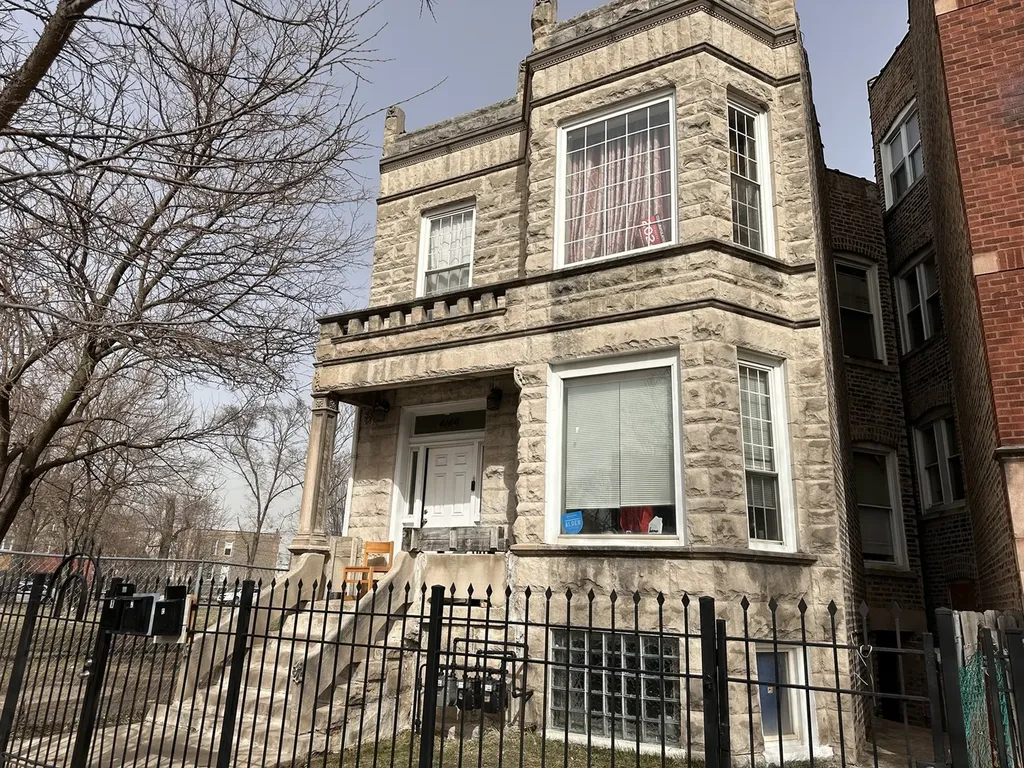 4146 West Jackson Boulevard Chicago IL 60624