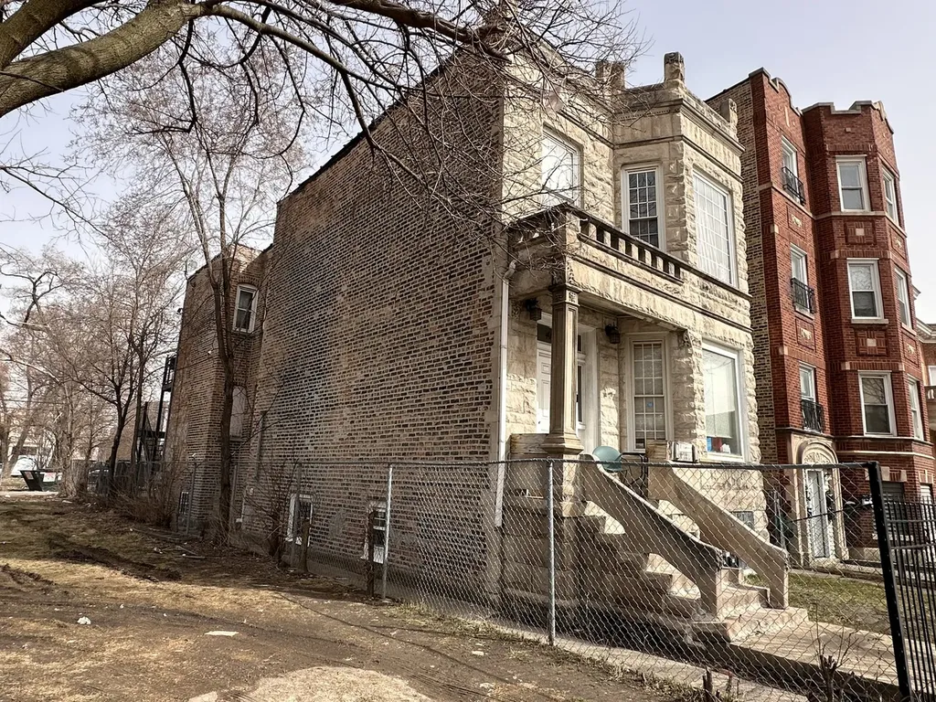4146 West Jackson Boulevard Chicago IL 60624