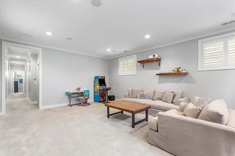4123 North Oakley Avenue Chicago IL 60618