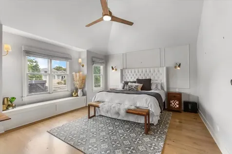 4123 North Oakley Avenue Chicago IL 60618