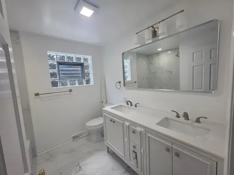 2623 West Arthur Avenue Chicago IL 60645