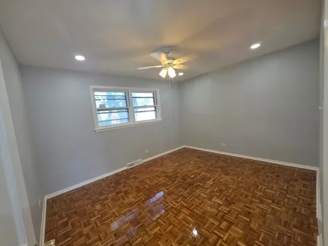2623 West Arthur Avenue Chicago IL 60645