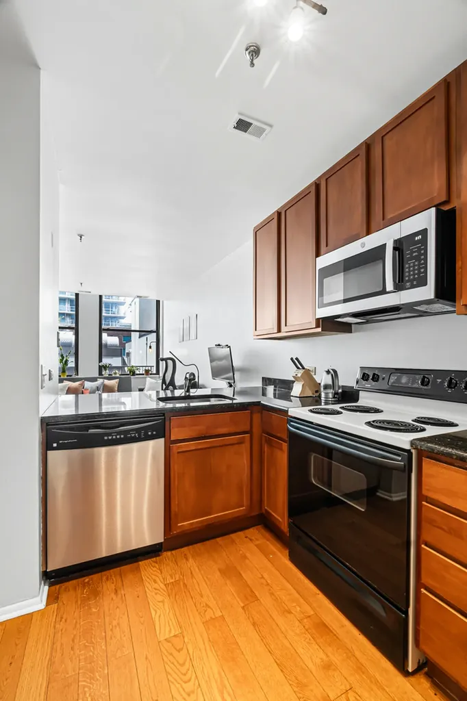 780 South Federal Street Chicago IL 60605