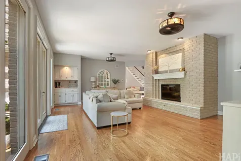 26694 North Longmeadow Circle Mundelein IL 60060