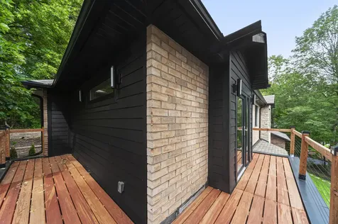 615 Harper Drive Algonquin IL 60102