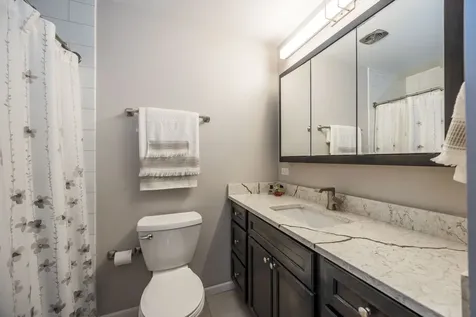 2818 Limerick Drive Cary IL 60013