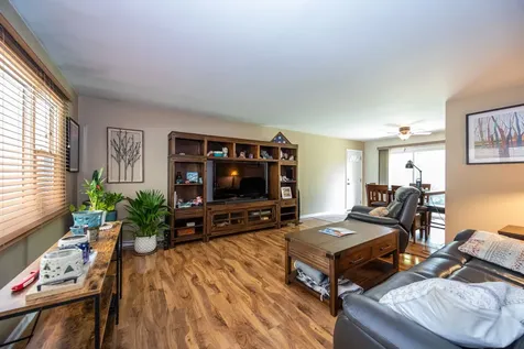 2818 Limerick Drive Cary IL 60013