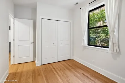 7635 North Greenview Avenue Chicago IL 60626