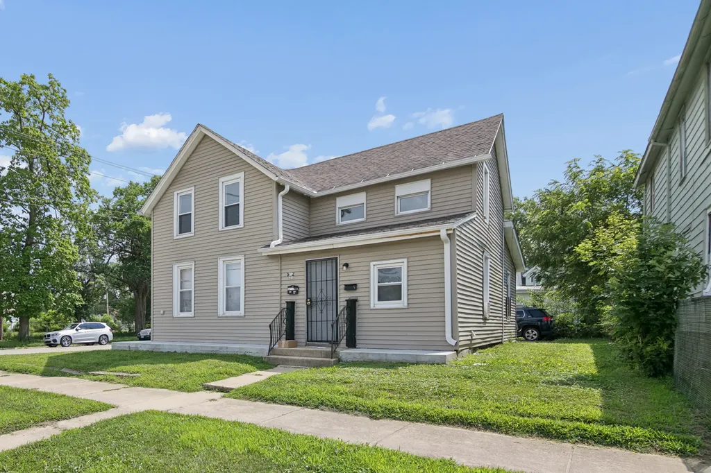 592 North Dearborn Avenue Kankakee IL 60901
