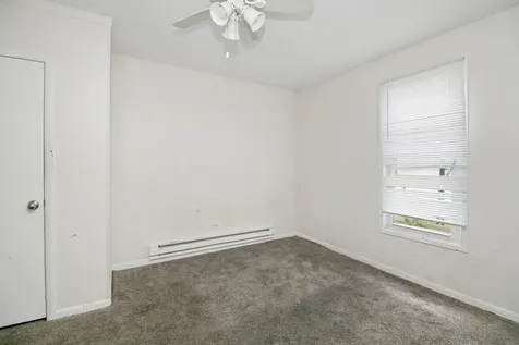 592 North Dearborn Avenue Kankakee IL 60901