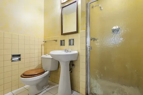11109 South Avenue J Chicago IL 60617