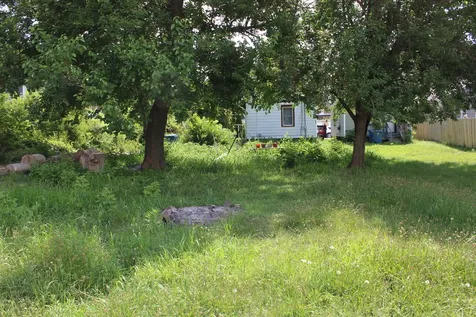 339 12TH Street East Moline IL 61244