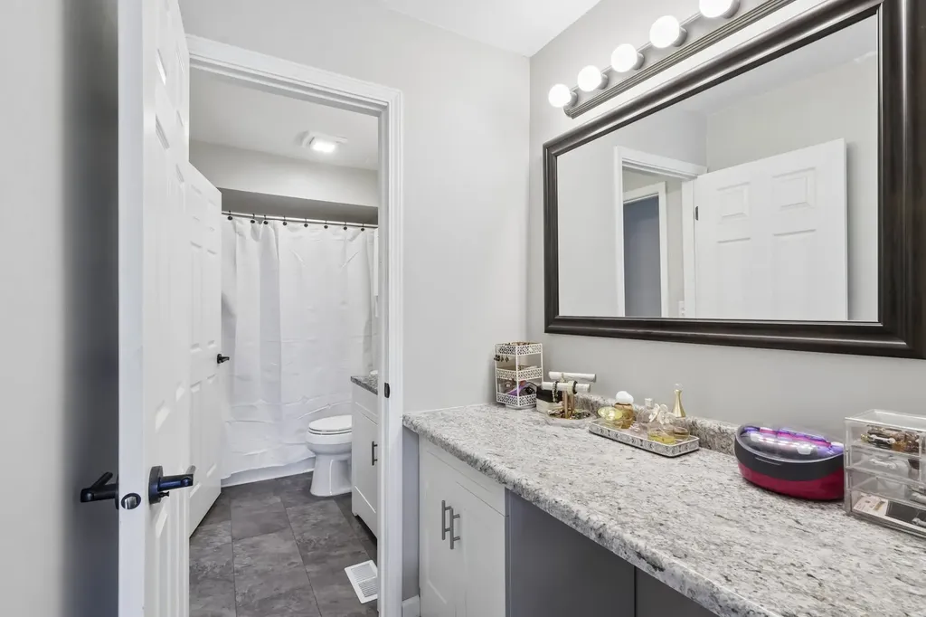 1610 Durham Court Darien IL 60561