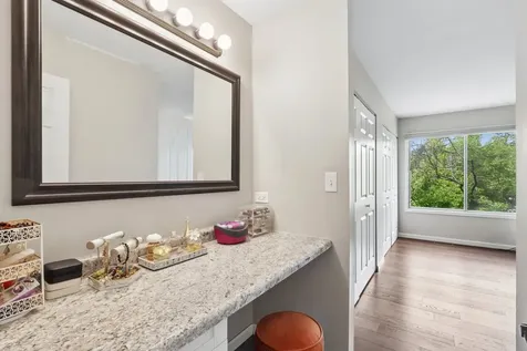 1610 Durham Court Darien IL 60561