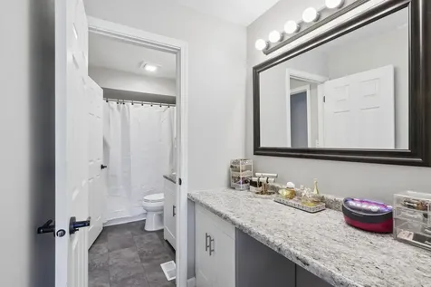 1610 Durham Court Darien IL 60561