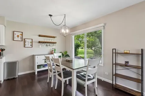 1610 Durham Court Darien IL 60561