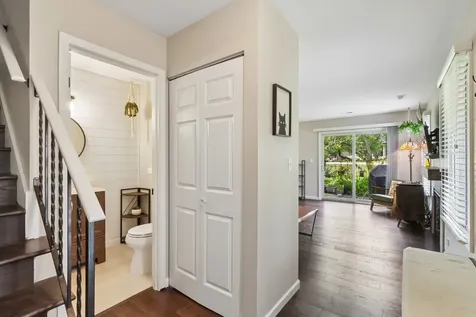 1610 Durham Court Darien IL 60561