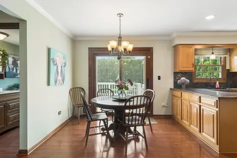580 Sycamore Lane Wheeling IL 60090